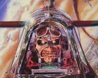 powerslave135-ironmaideneddie.com